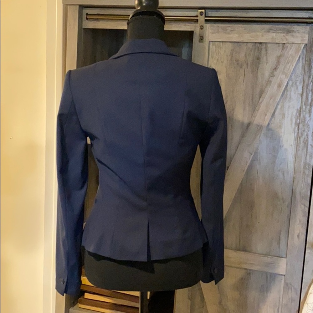 Blazer 🔹 - Picture 3 of 4